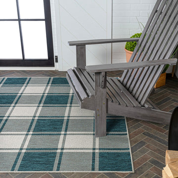 Sabine Traditional Farmhouse Bold Gingham Area Rug